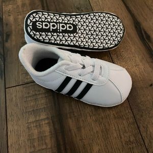 Adidas Size 4